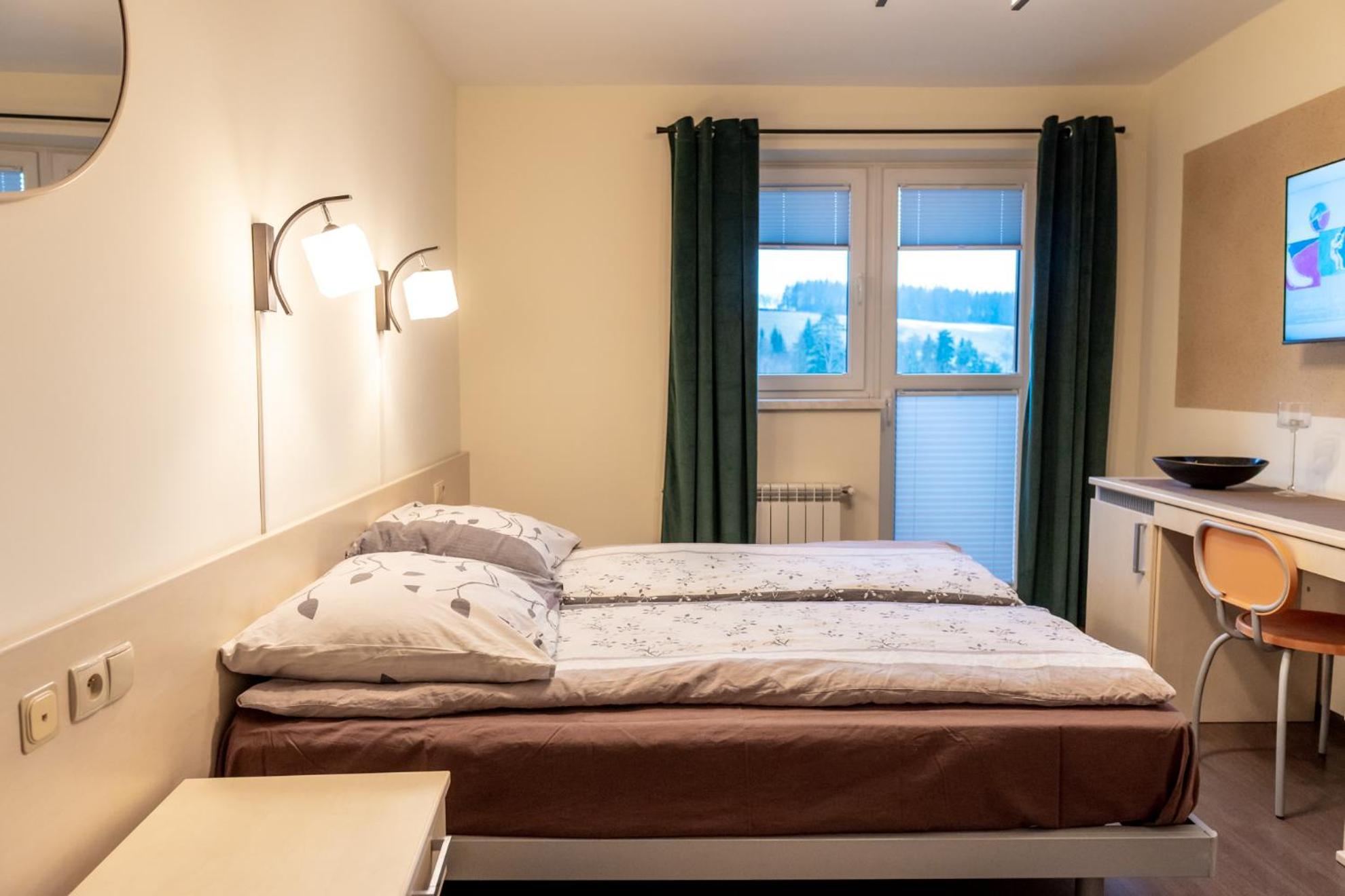 Hotel Gosciniec Stara Szkola Haluszowa Zewnętrze zdjęcie