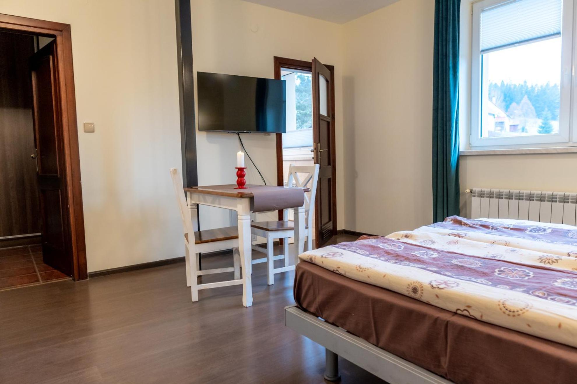 Hotel Gosciniec Stara Szkola Haluszowa Zewnętrze zdjęcie