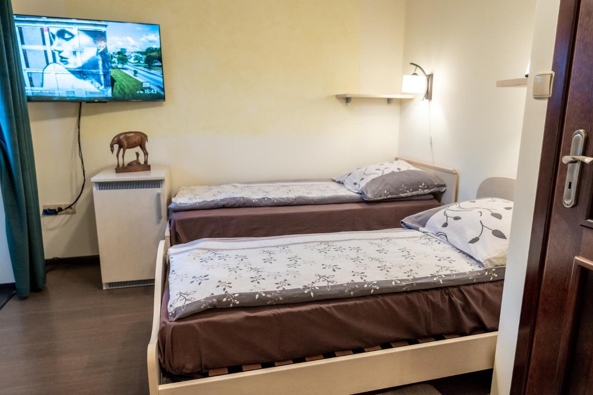 Hotel Gosciniec Stara Szkola Haluszowa Zewnętrze zdjęcie